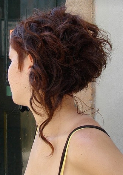 asymetryczne fryzury krótkie uczesanie damskie zdjęcie numer 77A